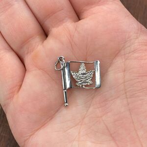 Vintage 925 Sterling Silver "Canada" Maple Leaf Flag Pendant Bracelet Charm